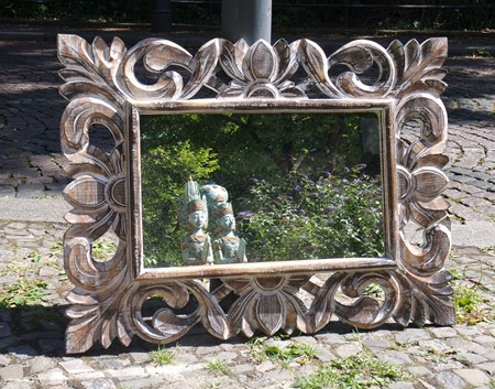 Picture of mirror